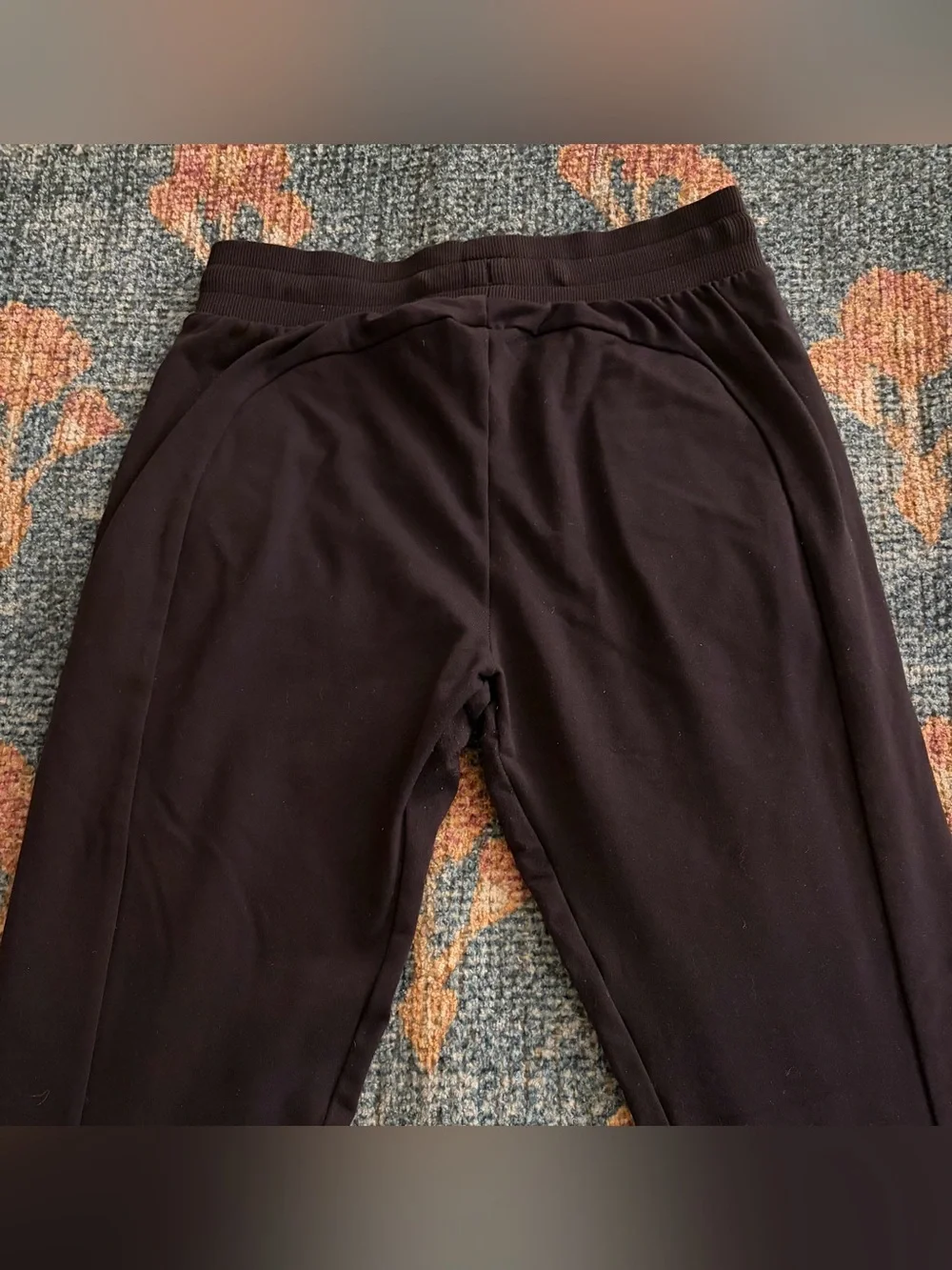 Women’s ALO Yoga Winter Warm Moto Puffer Joggers